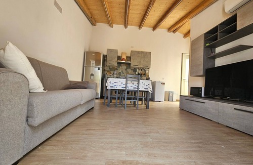 Marinella di Selinunte House | Holiday Home "Teseo Holiday" with Private Terrace and Wi-Fi
