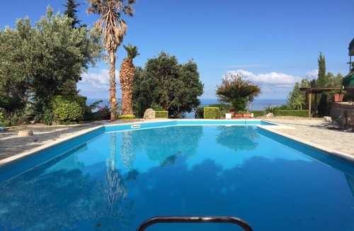 San Lucido House | Holiday Home 'Villa Letizia 16 Pax' with Sea View, Private Pool and Wi-Fi