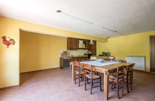Villa A Sesta House | Holiday Home "Casa Minuccia" with Pool, Garden & Wi-Fi