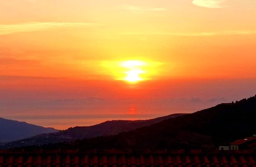 San Mauro Cilento Apartment | Homerez - Beautiful apartment With sea view and garden