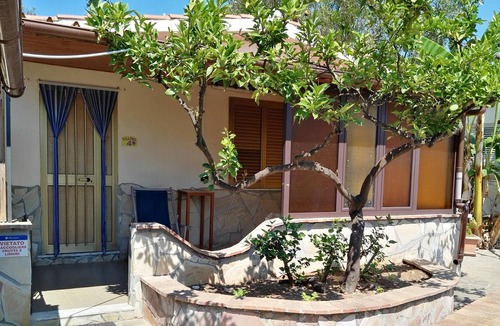 Marina Di Camerota House | Homerez - House 400 m away from the beach for 4 ppl. with shared pool and garden
