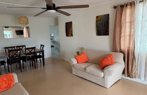 Welches House | Hy-De-Way 3BR & flx rm. Near Miami Beach & Oistins