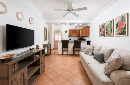 Merlin Bay Apartment | Idyllic Penthouse with 2 Private Terraces & Beach Club Access, Sugar Hill Resort