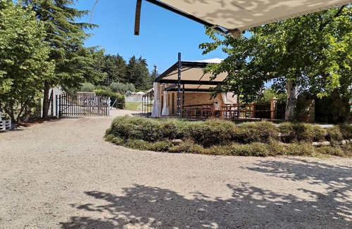 Castorano Bed & Breakfast | IL GELSO Country house in the heart of the Marche countryside
