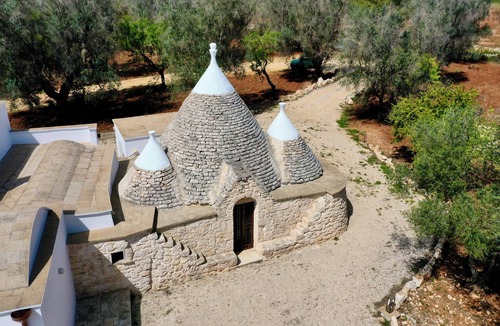 Francavilla Fontana Villa | Il Trullo Delle Gemelle - Unforgettable stay in a villa with restored trullo