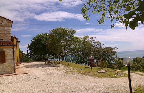 Ancona Apartment | In the Conero Park, with the sea below the house