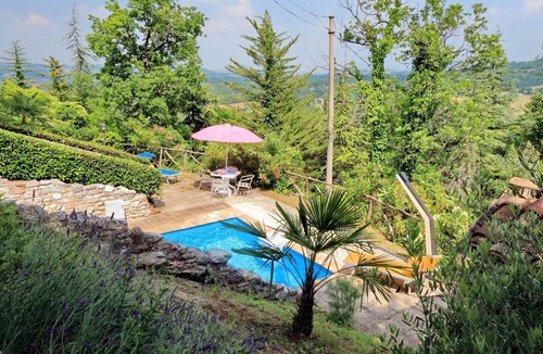 Sarnano House | In the heart of Sibillini's natural park where you can enjoy relax as well as summer and winter acti