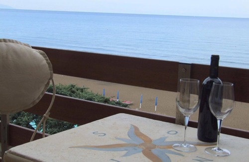 Marina di Castagneto Carducci Apartment | flat 'Windows' near the beach