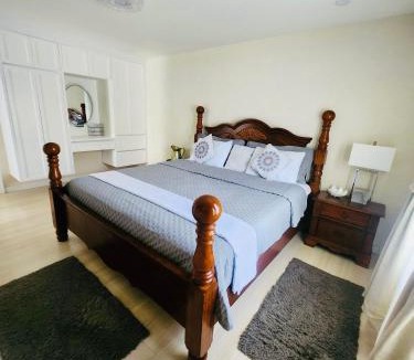 Cane Garden House | Jadens Guest House - by ZenBreak