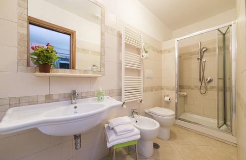 San Lazzaro Cabin | Jasmine with en-suite bathroom - hiking Amalfi coast - Path of Gods