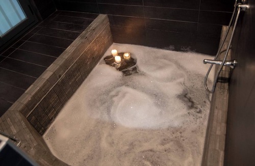 Chiaia Apartment | La Casa di Ale in Chiaja: a comfortable and modern apartment in the heart of the city.