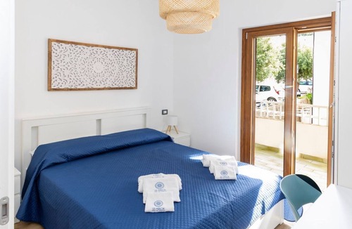 Paola Apartment | La Maison Santorini - superior apartment near the sea