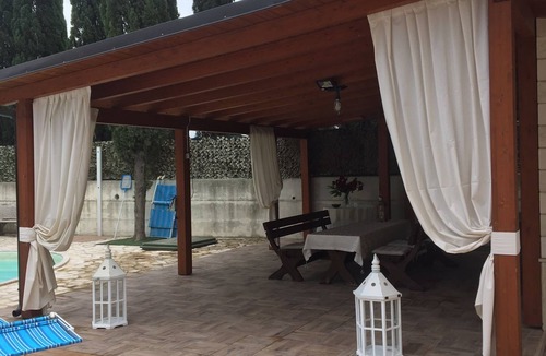 Chieuti House | LA PORTA DELLA PUGLIA - Apartment in VILLA with POOL- 2-BEDROOMS- 4/6 beds