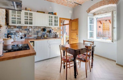 Arcola Apartment | Larco
