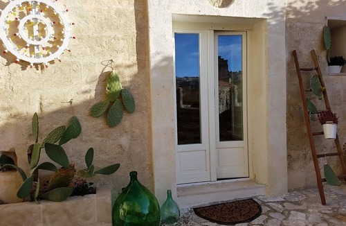 Sasso Barisano House | Le Luminarie Sassi - house in the rock in the heart of the Sassi of Matera