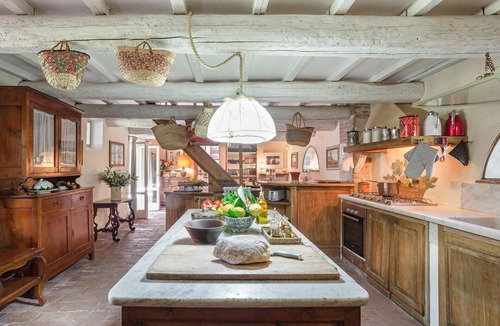 Migliarino Villa | LIMONAIA Romantic Farmhouse in the Pinewood, Private Pool close to the Beach