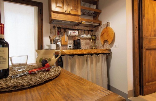 Palazzuolo sul Senio Apartment | Lovely apartment for 2 guests with WIFI, TV, patio and pets allowed