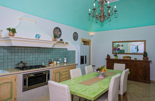 Laurito Villa | Lovely villa with amazing sea view close to the most famous beaches of Positano