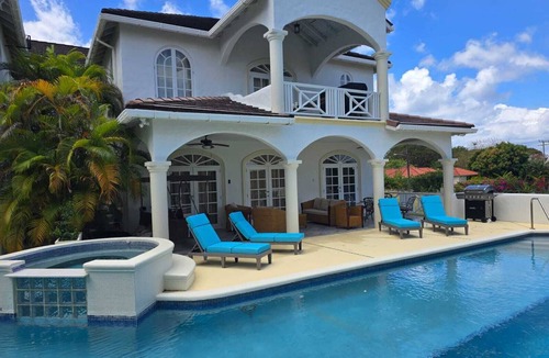 Holder's Hill House | Luxury 5BR/5BTH Villa - Pool. Near Sandy Lane Golf Course and Paynes Bay Beach