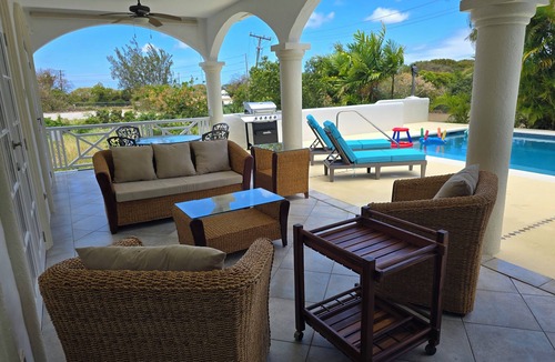 Holder's Hill House | Luxury 5BR/5BTH Villa - Pool. Near Sandy Lane Golf Course and Paynes Bay Beach