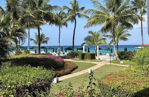Porters Apartment | Luxury Beach Front Villa – Ocean Views & Direct Beach Access Just Moments Away