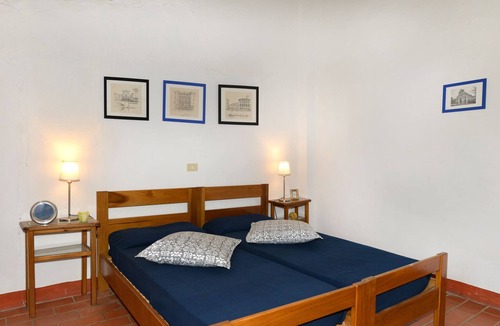 Guasticce Other | Magnificent apartment in the Tuscan countryside with swimming pool