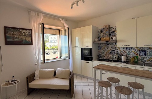 Marina del Cantone House | Masticiello House