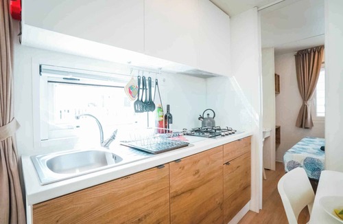 Giulianova House | Mobile home with air conditioning, terrace and pool