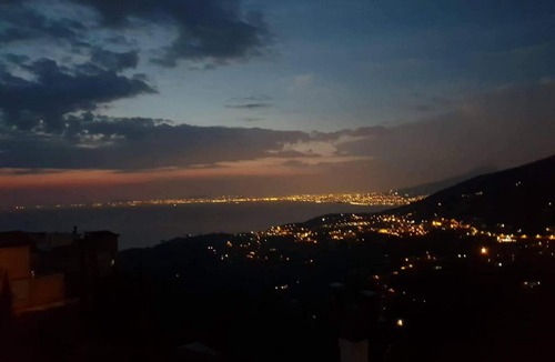 Vico Equense Bed & Breakfast | Mont E Case