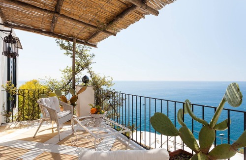 Positano House | My Rental Homes - Casa Bellevue, panoramic property with sea view and terrace