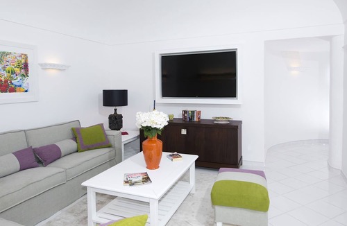 Positano Villa | My Rental Homes - Villa Tassia with infinity pool, solarium and sea view