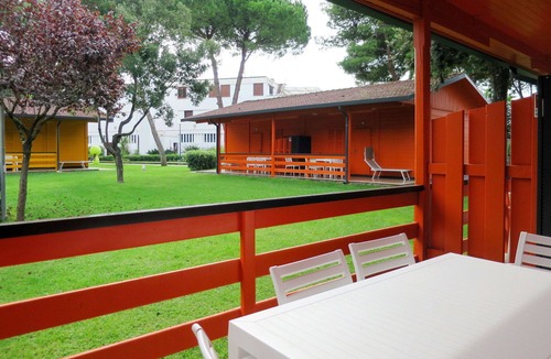Baia Domizia House | Nice apartment in villa for 6 guests with pool, A/C, WIFI, TV and terrace