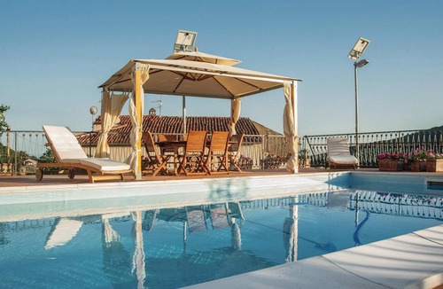 Vibonati House | Nice home in Vibonati -SA- with private swimming pool, can be inside or outside