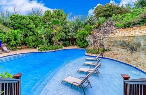 Gibbes Villa | No. 10 at Claridges by Young Estates