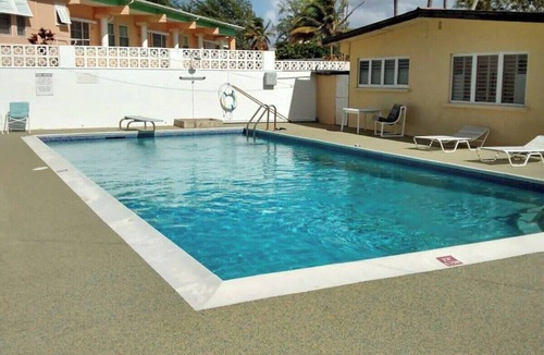 Inch Marlowe Villa | Oceanfront retreat in with AC and pool