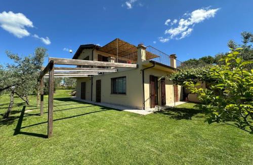 Monteleone Sabino House | Olivella e Oleandra