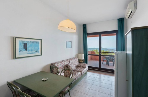 Palinuro Apartment | P.R. Club - Studio Molpa 14' with Sea View, Private Terrace, and Air Conditioning