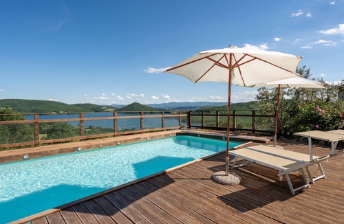 Pieve Santo Stefano Apartment | Paglia e Fieno – Agriturismo with Experiences, Breakfast Included - Le Ceregne Bio