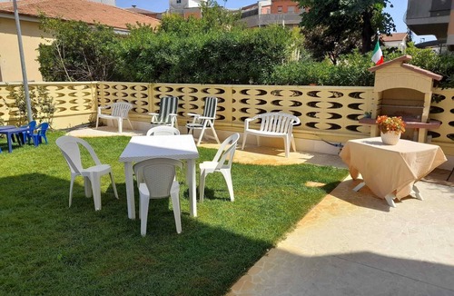 Montesilvano House | PALAZZO FRAC Apartment 50 meters from the sea with sea view terrace