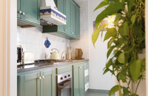 Giugliano in Campania Apartment | Petito House - Cozy apartment surrounded by greenery.