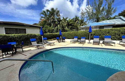 Lascelles Apartment | pied-a-terre, stunning, close to the Holetown beach and amenities