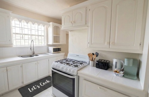 Belair Apartment | Pink Sands-At Bel Air