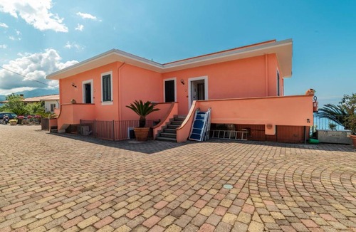 Villammare Apartment | Pleasant Apartment in Villammare with Terrace