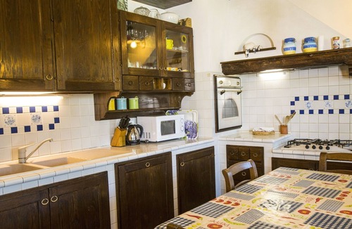 Poggiarello House | Pleasant characteristic hayloft that has been renovated into holiday apartment in a part of the Chianti that is ideal for visiting the most important towns.