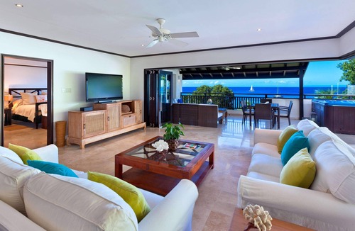 Old Trees Bay Apartment | Please Inquire Before Booking – Luxury Villa