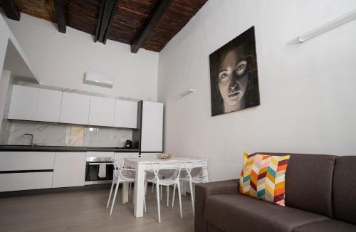 Rione Duomo Apartment | Porta di Mare30 Apartment - Close by the beach