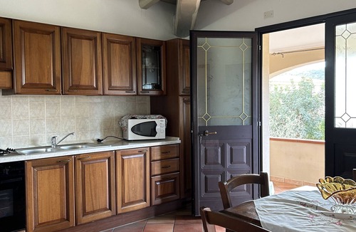 Tanaunella Villa | Private Villa with Large Garden & Veranda – Relaxation & Comfort in Budoni