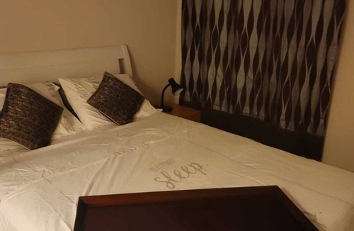Newton Terrace Apartment | Quaint 1 bedroom- 2 mins from the beach