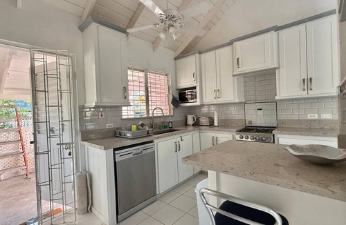 Atlantic Shores House | Recently renovated 2-bed AC house with private pool 5-minutes' drive to Oistins