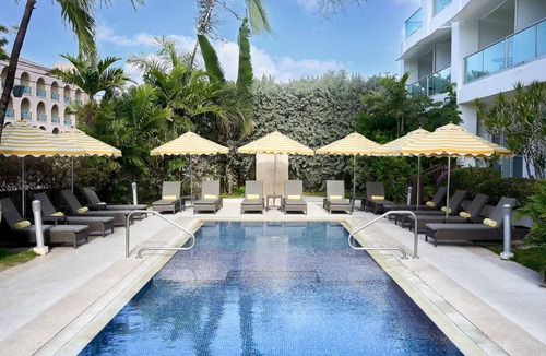 Blue Waters Hotel | Relaxing South Coast Stay | Modern Amenities, Pool & Prime Location